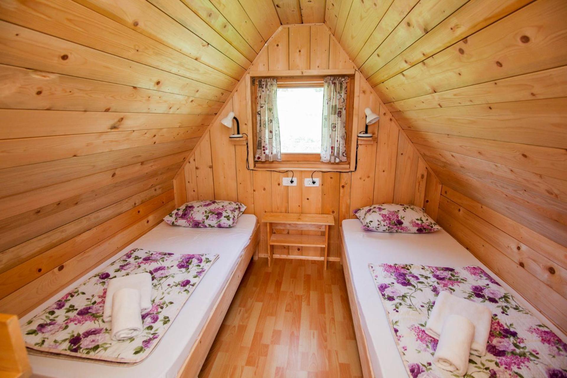 Apartmaji Pri Kozmavo - Little House Бохинь Экстерьер фото