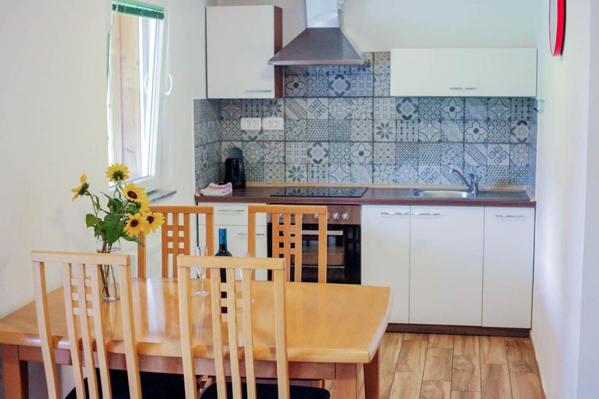 Apartmaji Pri Kozmavo - Little House Бохинь Экстерьер фото