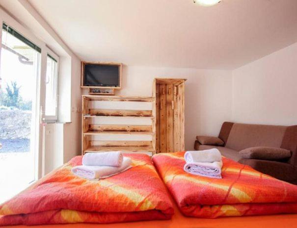 Apartmaji Pri Kozmavo - Little House Бохинь Экстерьер фото
